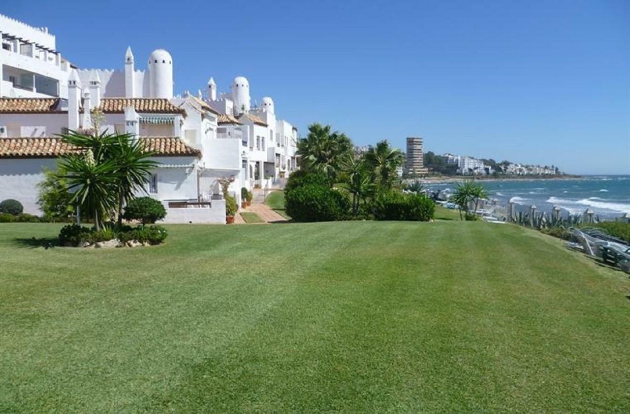 Apartamento Playa De La Lucera Ла Кала де Михас Екстериор снимка