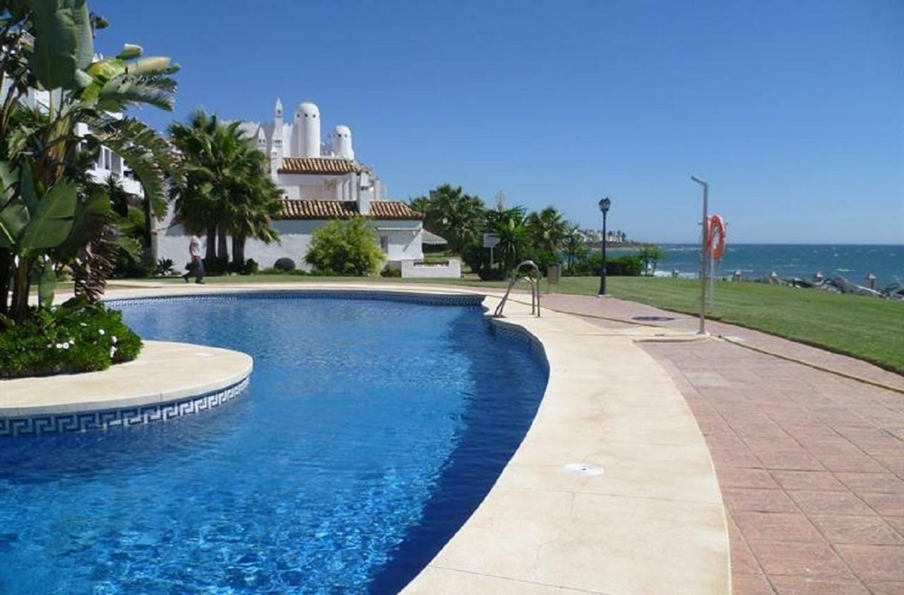 Apartamento Playa De La Lucera Ла Кала де Михас Екстериор снимка